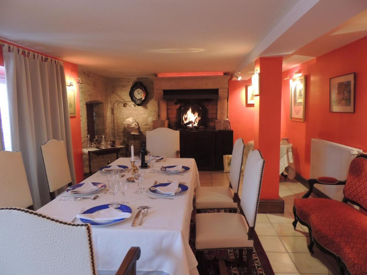 Le Jardin Des Cygnes Bed & Breakfast Pineuilh Екстериор снимка